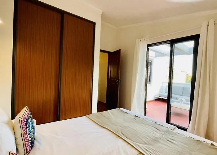Neridas Villa - Near The Beach - 10 Pax - Quarteira 度假居 *