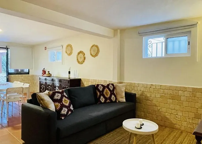 度假居 Neridas Villa - Near The Beach - 10 Pax - Quarteira 奎特里拉