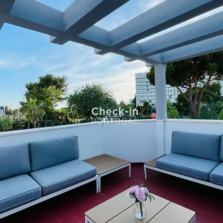 Neridas Villa - Near The Beach - 10 Pax - Quarteira Quarteira